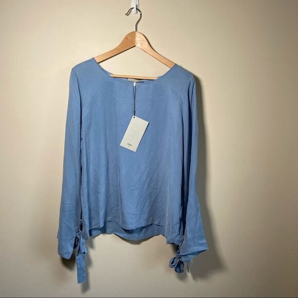 minimum NWT Long Sleeve Curpo Blouse with Ties on Sleeve Sky Blue Medium - Picture 2 of 12